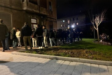 Denuncian un intento de desahucio ilegal de una mujer en el barrio San Antonio de Amorebieta