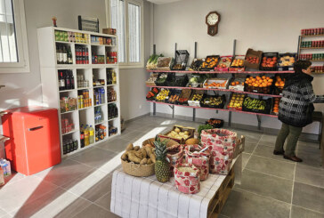 Mallabia estrena su nueva tienda de alimentación de la calle Arteiz