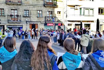 Durangoko Inauteriak gaur hasiko dira Eguen Zuriren koplekin