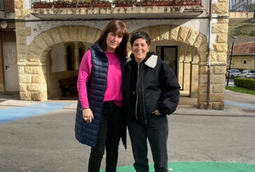 ‘Bertso saio’ literario en Arrazola con Oihana Bartra y Alaia Martin a partir de un cuento de Miren Artetxe