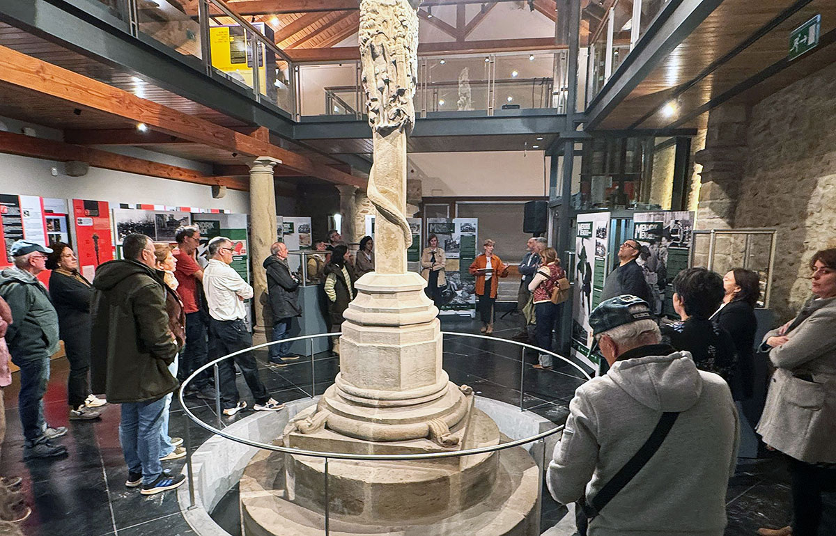 El Museo Kurutzesantu acoge la exposición ‘Mendirik Mendi. Euzko Mendigoizale Batza’ hasta el día 12