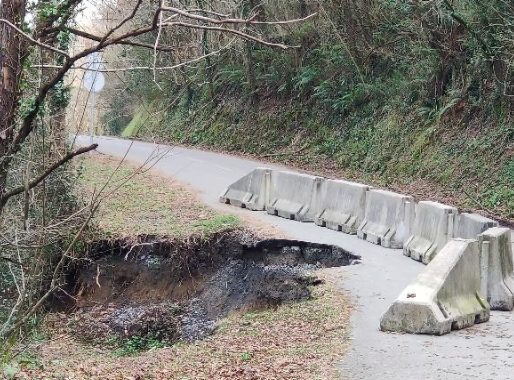 Abadiñoko Udalak Atxarte ondoko errepidea konpondu eta hobetuko du