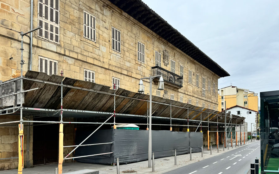 Sanagustinalde se cerrará al tráfico el lunes por las obras en la antigua residencia Uribarri