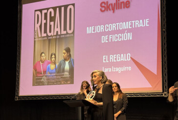 Lara Izagirre suma tres nuevos premios por ‘El regalo’