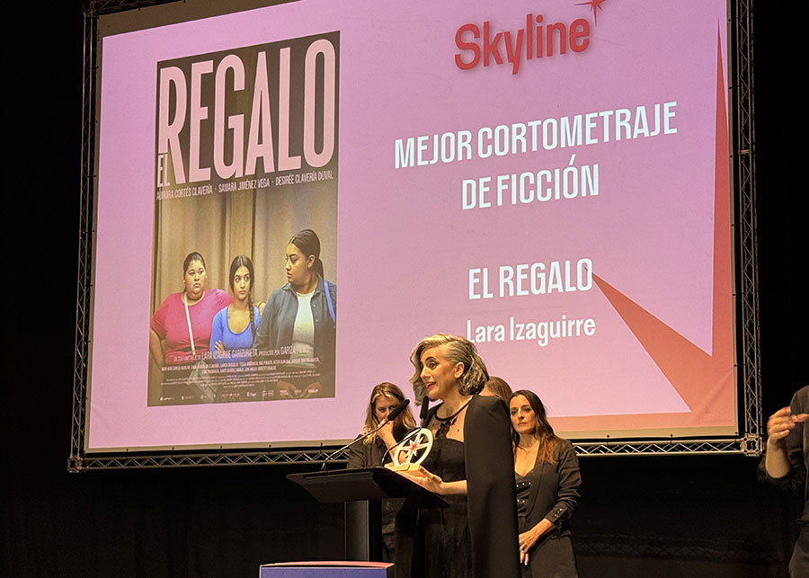 Lara Izagirre suma tres nuevos premios por ‘El regalo’