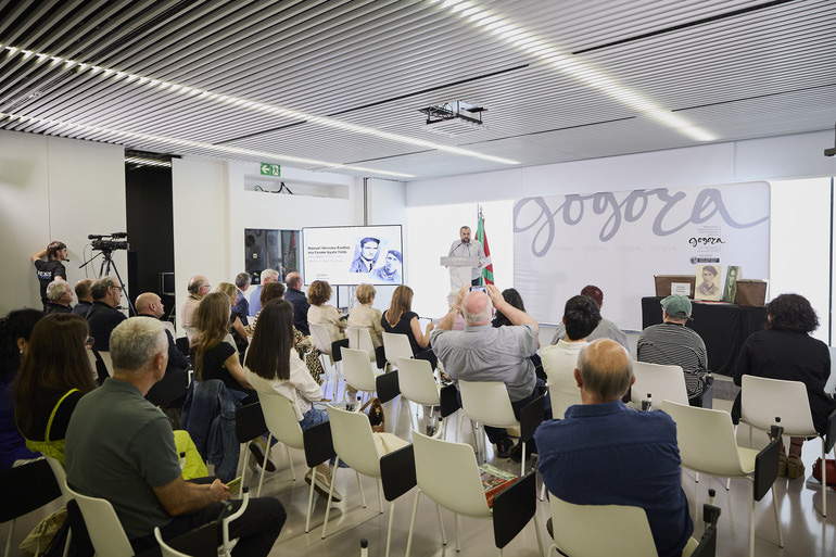 Entregan a sus familias los restos mortales de dos milicianos desaparecidos en la Guerra Civil