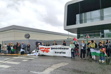 Medio centenar de personas denuncia la participación de CAF en territorios ocupados de Palestina